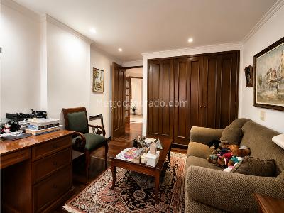 Apartamento de 3 alcobas en venta en La Carolina, Bogotá, 208 m² · foto 19 de 20