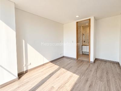 Apartamento en venta en Quinta Paredes, Bogotá · foto 4 de 13