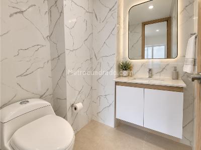 Apartamento en venta en Quinta Paredes, Bogotá · foto 10 de 13