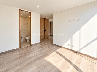 Apartamento en venta en Quinta Paredes, Bogotá · foto 11 de 20