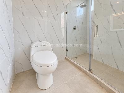 Apartaestudio en venta en Quinta Paredes, Bogotá, 32 m² · foto 9 de 10