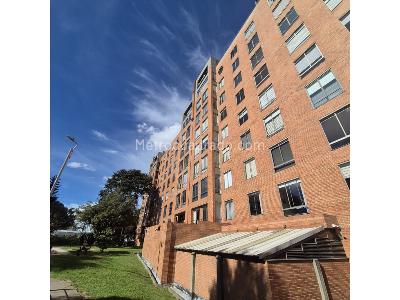 Apartamento de 4 alcobas en venta en Lagos De Cordoba, Bogotá, 128 m² · foto 2 de 20