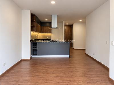 Apartamento de 2 alcobas en venta en San Patricio, Bogotá, 70 m² · foto 8 de 19