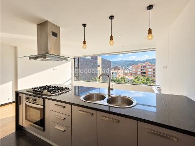 Apartamento de 2 alcobas en venta en San Patricio, Bogotá, 98 m² · foto 7 de 20