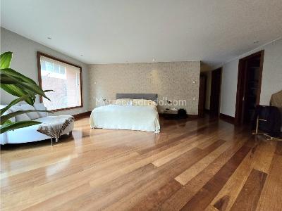 Apartamento de 4 alcobas en arriendo en Chico, Bogotá, 440 m² · foto 11 de 20