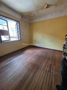 Casa de 4 alcobas en venta en Los Martires, Bogotá, 180 m² · foto 5 de 11