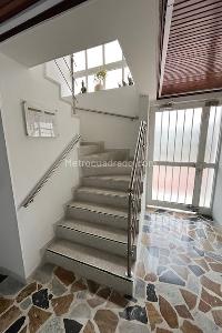 Casa de 4 alcobas en venta en Pontevedra Potosi, Bogotá, 170 m² · foto 7 de 7