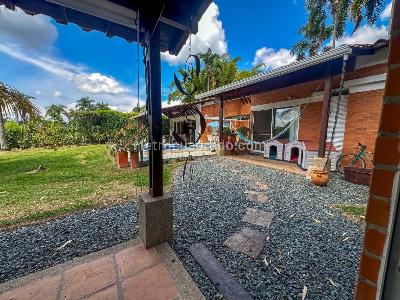 Casa de 3 alcobas en venta en Via Cerritos, Pereira, 1285 m² · foto 7 de 18