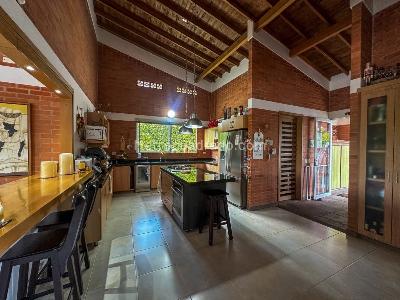 Casa de 3 alcobas en venta en Via Cerritos, Pereira, 1285 m² · foto 10 de 18