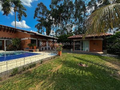 Casa de 3 alcobas en venta en Via Cerritos, Pereira, 1285 m² · foto 17 de 18