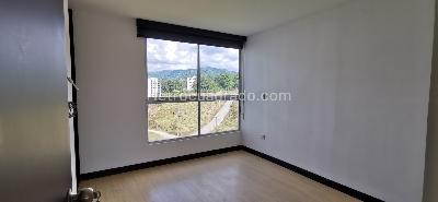 Apartamento de 2 alcobas en venta en Pinares, Pereira, 95 m² · foto 13 de 15