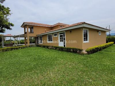 Casa en venta en Via Armenia, Pereira · foto 2 de 20