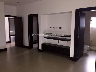 Casa de 4 alcobas en venta en Cerritos, Pereira, 1650 m² · foto 8 de 20