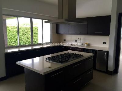 Casa de 4 alcobas en venta en Cerritos, Pereira, 1650 m² · foto 15 de 20