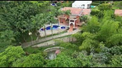 Casa de 5 alcobas en venta en Cerritos, Pereira, 811 m² · foto 2 de 15