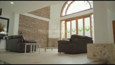 Casa de 5 alcobas en venta en Cerritos, Pereira, 811 m² · foto 8 de 15