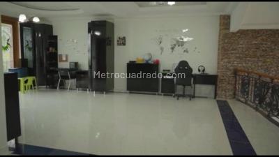 Casa de 5 alcobas en venta en Cerritos, Pereira, 811 m² · foto 11 de 15