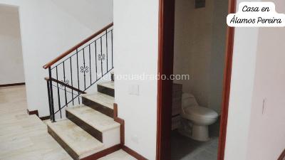 Casa en venta en Pereira, Pereira · foto 3 de 11