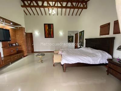 Casa de 5 alcobas en venta en Via Variante Condina, Pereira · foto 11 de 20