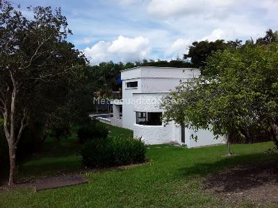 Casa de 4 alcobas en venta en Cerritos, Pereira · foto 2 de 20