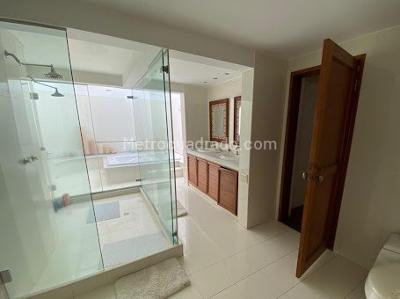 Casa de 4 alcobas en venta en Cerritos, Pereira · foto 17 de 20