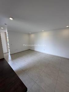 Apartamento de 2 alcobas en venta en Via Cerritos, Pereira, 69 m² · foto 3 de 15