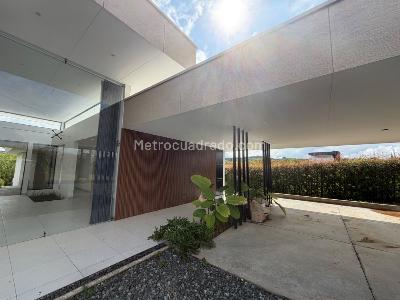 Casa de 4 alcobas en venta en Via Morelia, Pereira, 1500 m² · foto 19 de 20