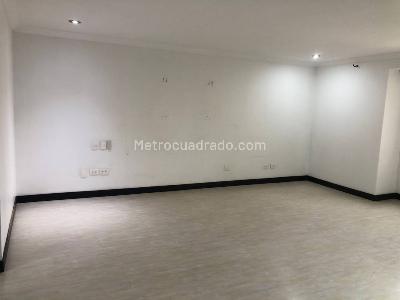 Apartamento de 4 alcobas en venta en Pinares, Pereira, 259 m² · foto 5 de 20
