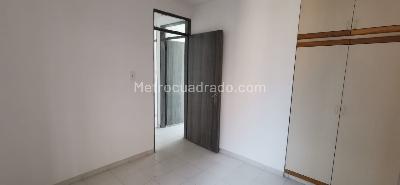 Apartamento en venta en Pereira, Pereira · foto 5 de 16