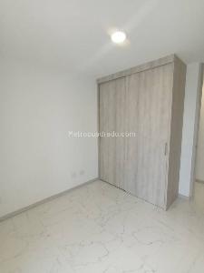 Apartamento en venta en Av 30 De Agosto, Pereira · foto 9 de 14
