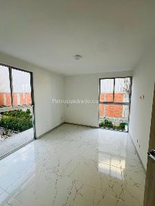 Apartaestudio en venta en Unicentro, Pereira, 44 m² · foto 6 de 11