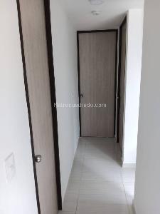 Apartamento en venta en Pereira, Pereira · foto 3 de 11