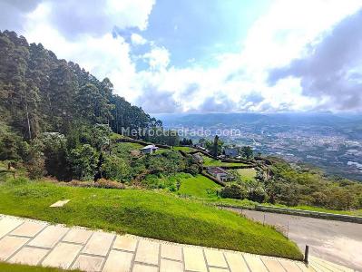 Casa de 4 alcobas en venta en Alto Del Nudo Combia, Pereira, 508 m² · foto 19 de 20