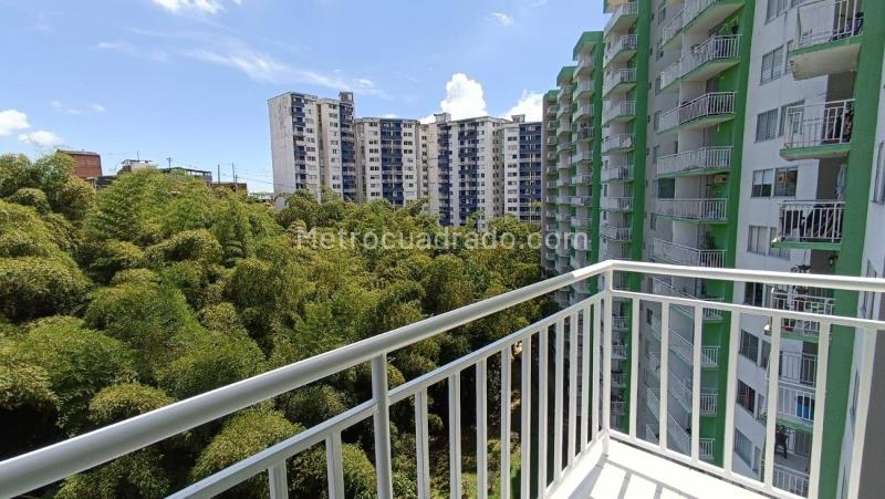 Piso – Dosquebradas, Las Violetas - Vista 2