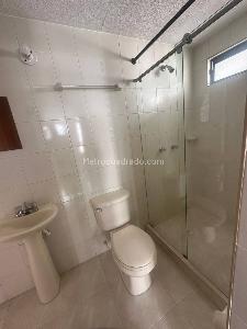 Apartaestudio en venta en Pinares, Pereira, 37 m² · foto 12 de 15