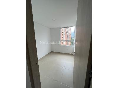 Apartamento de 3 alcobas en venta en La Doctora, Sabaneta, 74 m² · foto 10 de 18