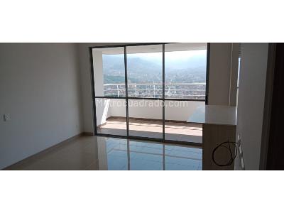 Apartamento de 3 alcobas en venta en Calasanz, Medellín, 84 m² · foto 4 de 18