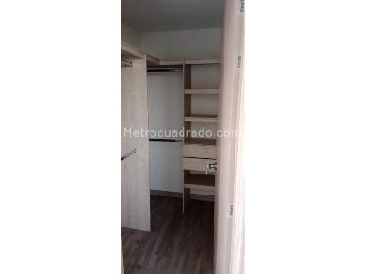 Apartamento de 3 alcobas en venta en Calasanz, Medellín, 84 m² · foto 10 de 18
