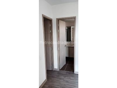 Apartamento de 3 alcobas en venta en Calasanz, Medellín, 84 m² · foto 13 de 18