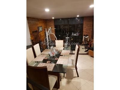 Casa de 5 alcobas en venta en La Doctora, Sabaneta, 200 m² · foto 2 de 20
