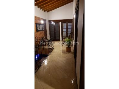 Casa de 5 alcobas en venta en La Doctora, Sabaneta, 200 m² · foto 14 de 20