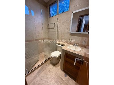 Casa de 4 alcobas en venta en El Tesoro, Medellín, 679 m² · foto 11 de 20