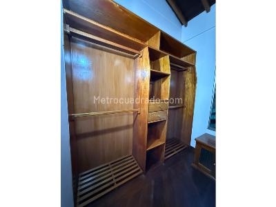 Casa de 4 alcobas en venta en El Tesoro, Medellín, 679 m² · foto 13 de 20