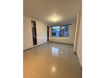 Casa de 4 alcobas en venta en El Tesoro, Medellín, 679 m² · foto 15 de 20