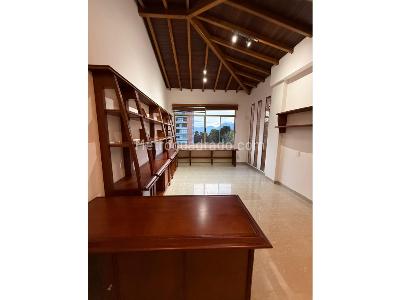 Casa de 4 alcobas en venta en El Tesoro, Medellín, 679 m² · foto 17 de 20