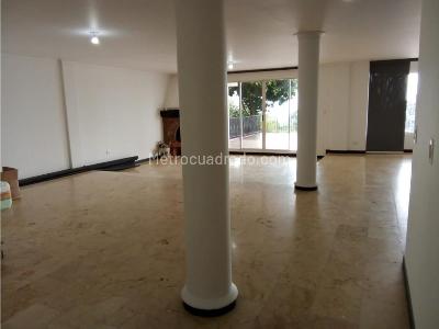 Casa de 5 alcobas en venta en El Tesoro, Medellín, 430 m² · foto 6 de 20