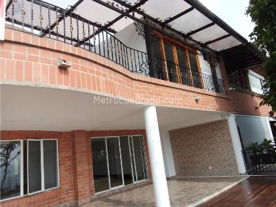 Casa de 5 alcobas en venta en El Tesoro, Medellín, 430 m² · foto 11 de 20