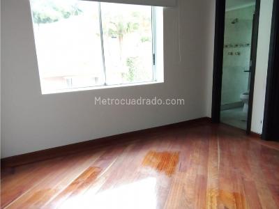 Casa de 5 alcobas en venta en El Tesoro, Medellín, 430 m² · foto 17 de 20