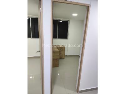 Apartamento de 3 alcobas en venta en Tierradentro, Bello, 58 m² · foto 6 de 11