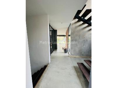 Casa de 5 alcobas en venta en Norte America, Bello, 390 m² · foto 15 de 20
